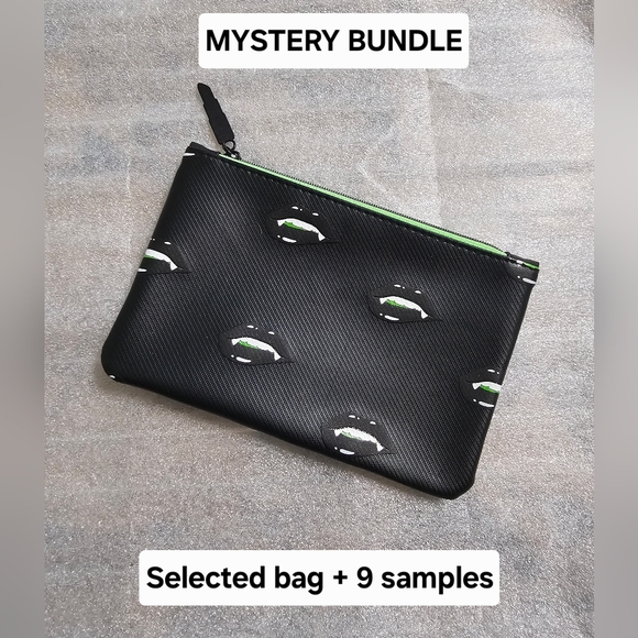🌷 Mystery Bundle Beauty Bag - Picture 1 of 2